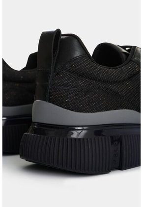 Tenis De Cuero Liso Y Textil Para Hombre Scrap Tenis De Cuero Liso Y Textil Para Hombre Scrap Negro 41 VÉLEZ