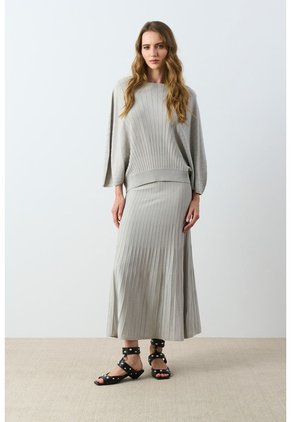 Camiseta Maxi Tejida Para Mujer Efos Camiseta Maxi Tejida Para Mujer Efos Plata L VÉLEZ