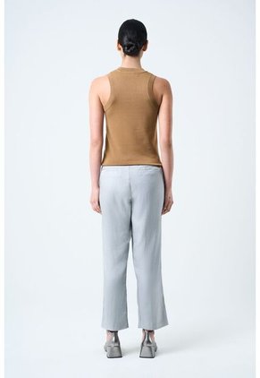 Top Tank Tejido Rectilíneo Para Mujer Manga Sisa Top Tank Tejido Rectilíneo Para Mujer Manga Sisa Miel S VÉLEZ