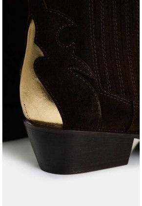 Botines Texanos De Cuero Gamuzado Para Mujer Nara Botines Texanos De Cuero Gamuzado Para Mujer Nara Cafe 36 VÉLEZ