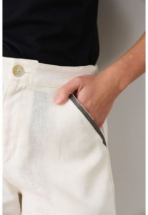 Short Tiro Alto Para Mujer Gael Short Tiro Alto Para Mujer Gael Crema 12 VÉLEZ