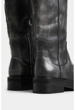Botas Tulipan De Cuero Brush Off Para Mujer Efecto Metalizado Botas Tulipan De Cuero Brush Off Para Mujer Efecto Metalizado Gris 41 VÉLEZ