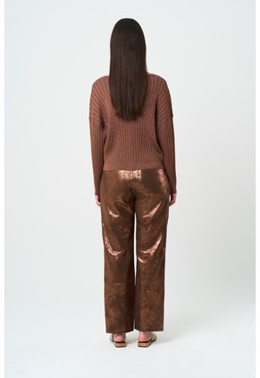 Pantalón Recto De Cuero Para Mujer Glass Pantalón Recto De Cuero Para Mujer Glass Bronce 12 VÉLEZ