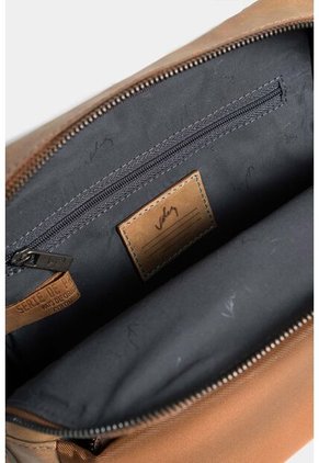 Manos Libres Ciboria De Cuero Para Hombre Media Argolla Triangular Manos Libres Ciboria De Cuero Para Hombre Media Argolla Triangular Miel Vélez