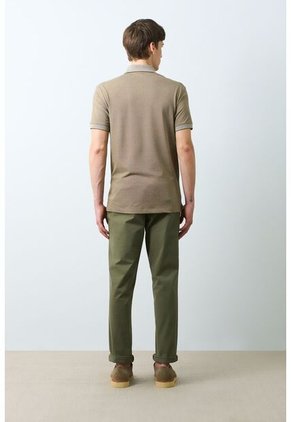 Polo Para Hombre Sienna Polo Para Hombre Sienna Crema XXL VÉLEZ