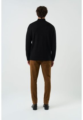 Sweater Sika Tejido Para Hombre Bicolor Sweater Sika Tejido Para Hombre Bicolor Negro L VÉLEZ