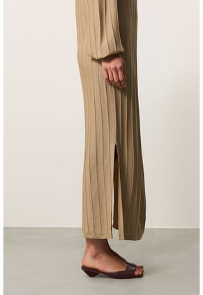 Vestido Tejido Para Mujer Nare Vestido Tejido Para Mujer Nare Arena 10 VÉLEZ