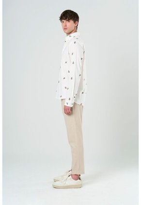 Camisa Manga Larga Semi Fitted Para Hombre Sienna Camisa Manga Larga Semi Fitted Para Hombre Sienna Crema L VÉLEZ
