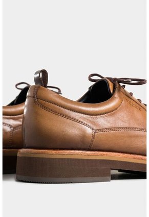 Zapatos Cordón Boreal Páramo De Cuero Para Hombre Efecto Envejecido Zapatos Cordón Boreal Páramo De Cuero Para Hombre Efecto Envejecido Miel 41 VÉLEZ