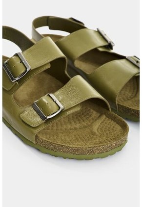 Sandalia En Cuero Para Hombre Fail Sandalia En Cuero Para Hombre Fail Verde 46 VÉLEZ