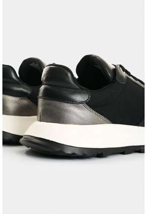 Tenis De Cuero Y Folia Para Mujer Ocaso Tenis De Cuero Y Folia Para Mujer Ocaso Negro 35 VÉLEZ