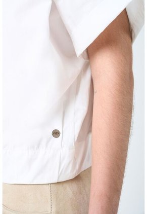 Camisa Topacio Para Mujer Cuello Nerú Camisa Topacio Para Mujer Cuello Nerú Blanco XS VÉLEZ