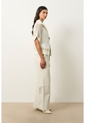 Chaleco Tejido Tika Para Mujer Oversized Chaleco Tejido Tika Para Mujer Oversized Crema S VÉLEZ