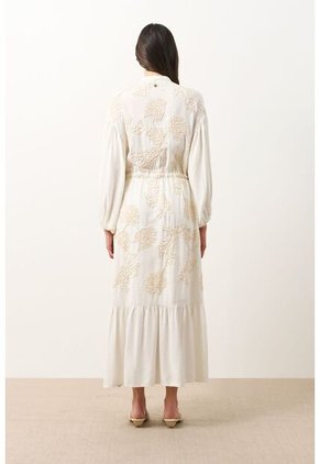 Vestido Bordado Cuello Nerú Para Mujer Efos Vestido Bordado Cuello Nerú Para Mujer Efos Crema 10 VÉLEZ