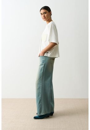 Camiseta Manga Ranglan Para Mujer Nacarina Camiseta Manga Ranglan Para Mujer Nacarina Crema S VÉLEZ