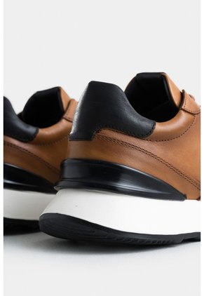 Tenis Cooper 3 De Cuero Para Hombre Spoiler En Contraste Tenis Cooper 3 De Cuero Para Hombre Spoiler En Contraste Brandy 46 VÉLEZ