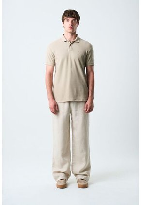 Polo Manga Corta Essential Para Hombre Textura Polo Manga Corta Essential Para Hombre Textura Kaky L VÉLEZ
