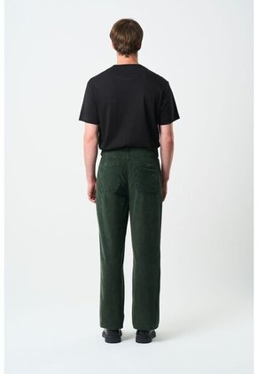 Pantalón Semi Holgado Para Hombre Ivy Pantalón Semi Holgado Para Hombre Ivy Verde Oliva 34 VÉLEZ