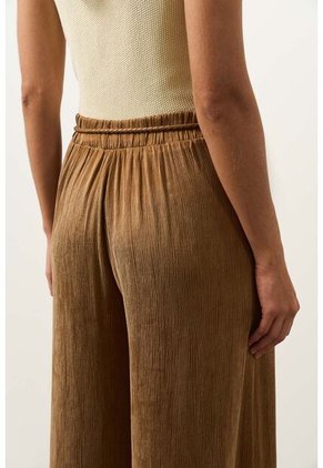 Pantalón Atacama Palazzo Para Mujer Pantalón Atacama Palazzo Para Mujer Miel 12 VÉLEZ