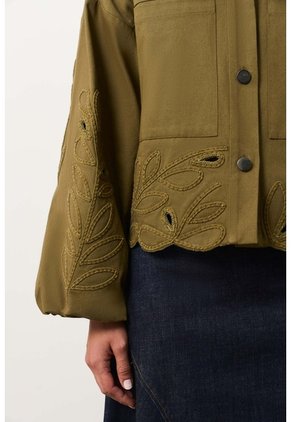 Chaqueta En Dril Para Mujer Runas Chaqueta En Dril Para Mujer Runas Verde Oliva S VÉLEZ