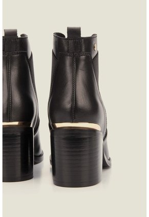 Botines Tacón De Cuero Aplique Botines Tacón De Cuero Aplique Negro 34 VÉLEZ