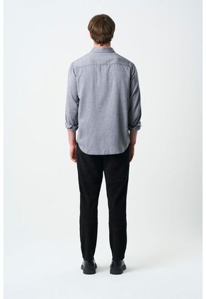 Camisa Oxford Manga Larga Calagua Para Hombre Semifitted Camisa Oxford Manga Larga Calagua Para Hombre Semifitted Negro XXL VÉLEZ