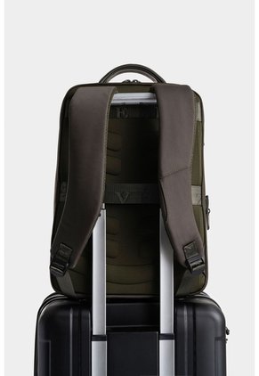 Tula Morral Oasis De Lona Para Hombre Detalle Acento De Color Tula Morral Oasis De Lona Para Hombre Detalle Acento De Color Verde Oliva VÉLEZ