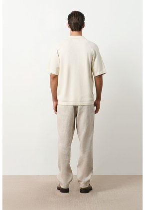 Camisa Manga Corta Tejida Para Hombre Lumbre Camisa Manga Corta Tejida Para Hombre Lumbre Crema S VÉLEZ