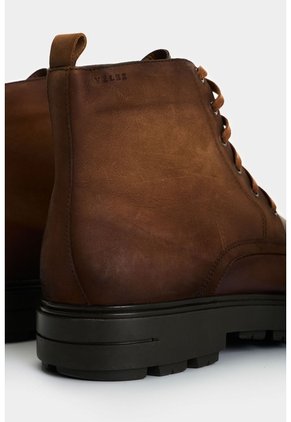 Bota De Cuero Para Hombre Alameda Bota De Cuero Para Hombre Alameda Miel 38 VÉLEZ