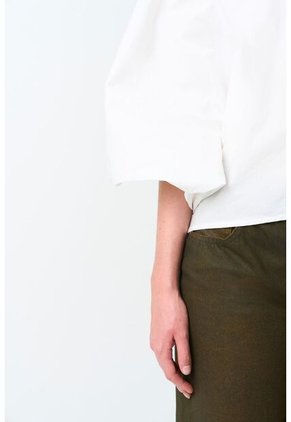 Camisa Maga Larga Silueta Globo Para Mujer Cleo Camisa Maga Larga Silueta Globo Para Mujer Cleo Crema XS VÉLEZ