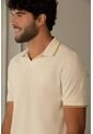Polo Semifitted Ilia Para Hombre Escote En V Polo Semifitted Ilia Para Hombre Escote En V Crema XX Vélez de Vélez
