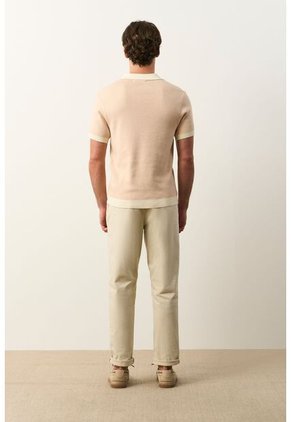 Polo Tejida Asiri En Algodón Para Hombre Polo Tejida Asiri En Algodón Para Hombre Crema S VÉLEZ