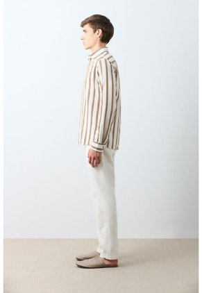 Camisa Manga Larga Rayas Para Hombre Tessa Camisa Manga Larga Rayas Para Hombre Tessa Cafe M VÉLEZ