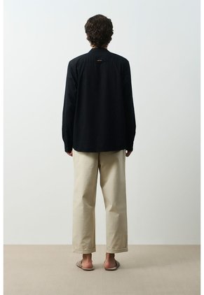 Camisa Manga Larga Para Hombre Cuello Nerú Camisa Manga Larga Para Hombre Cuello Nerú Negro M VÉLEZ