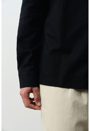 Camisa Manga Larga Para Hombre Cuello Nerú Camisa Manga Larga Para Hombre Cuello Nerú Negro M VÉLEZ