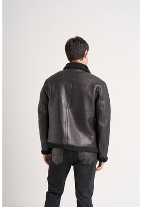 Chaqueta Atrani De Cuero Para Hombre Semi Ajustada Chaqueta Atrani De Cuero Para Hombre Semi Ajustada Negro XXXL VÉLEZ