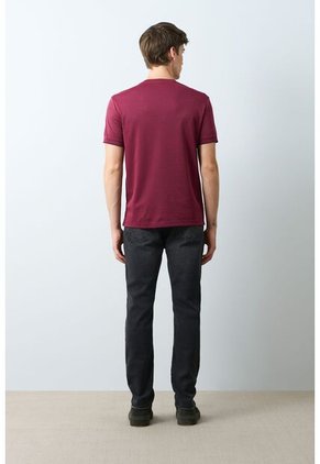 Camiseta Micropima Arizona Para Hombre Semi Ajustada Camiseta Micropima Arizona Para Hombre Semi Ajustada Vinotinto XL VÉLEZ