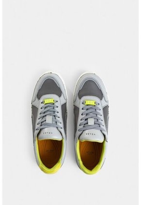 Tenis Flexus De Cuero Y Lona Para Mujer Detalle Color Contraste Tenis Flexus De Cuero Y Lona Para Mujer Detalle Color Contraste Gris 40 VÉLEZ