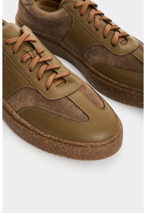 Tenis En Cuero Para Hombre Clima Nacar Tenis En Cuero Para Hombre Clima Nacar Tabaco 39 VÉLEZ