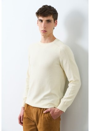 Sweater Tejido En Algodón Para Hombre Manga Ranglan Sweater Tejido En Algodón Para Hombre Manga Ranglan Crema M VÉLEZ