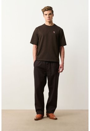 Camiseta Oversized En Algodón Para Hombre Camiseta Oversized En Algodón Para Hombre Cafe XS VÉLEZ