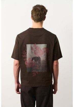 Camiseta Oversized En Algodón Para Hombre Camiseta Oversized En Algodón Para Hombre Cafe XS VÉLEZ