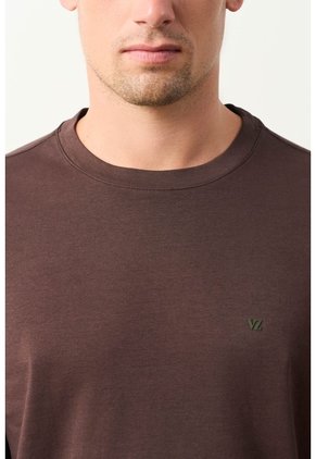 Camiseta Tejida Manga Larga Para Hombre Sabina Camiseta Tejida Manga Larga Para Hombre Sabina Cafe S VÉLEZ