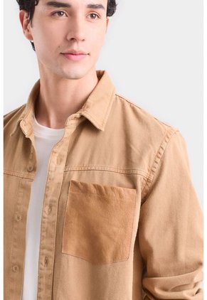 Sobrecamisa Duna Manga Larga De Algodón Para Hombre Bolsillo En Cuero Sobrecamisa Duna Manga Larga De Algodón Para Hombre Bolsillo En Cuero Kaky S VÉLEZ