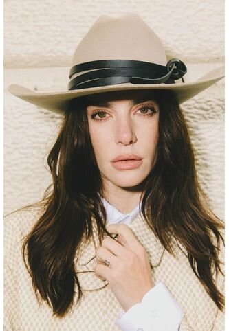 Sombrero Texano En Lana Para Mujer Malboro Nila Sombrero Texano En Lana Para Mujer Malboro Nila Arena M VÉLEZ Vélez