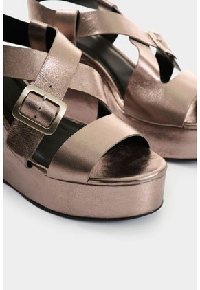 Sandalia Plataforma De Cuero Folia Para Mujer Light Sandalia Plataforma De Cuero Folia Para Mujer Light Plata 37 VÉLEZ