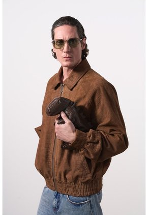 Chaqueta Bomber En Gamuza Croco Para Hombre Chaqueta Bomber En Gamuza Croco Para Hombre Cafe M VÉLEZ