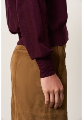 Polo Manga Larga Tejida Para Mujer Ambe Polo Manga Larga Tejida Para Mujer Ambe Vinotinto M VÉLEZ