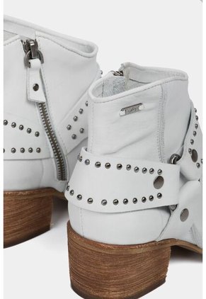 Botines Tacón Perla De Cuero Para Mujer Personalización Blanco Botines Tacón Perla De Cuero Para Mujer Personalización Blanco 34 VÉLEZ