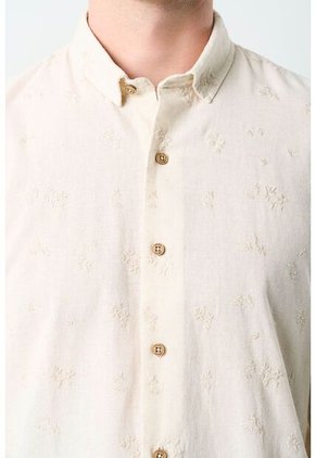 Camisa Manga Larga Semi Fitted Para Hombre Asiri Camisa Manga Larga Semi Fitted Para Hombre Asiri Crema XL VÉLEZ